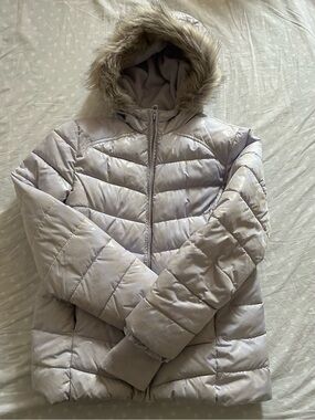 Children’s Place Girls' Light Gray Faux Fur Hood Quilted Puffer Jacket